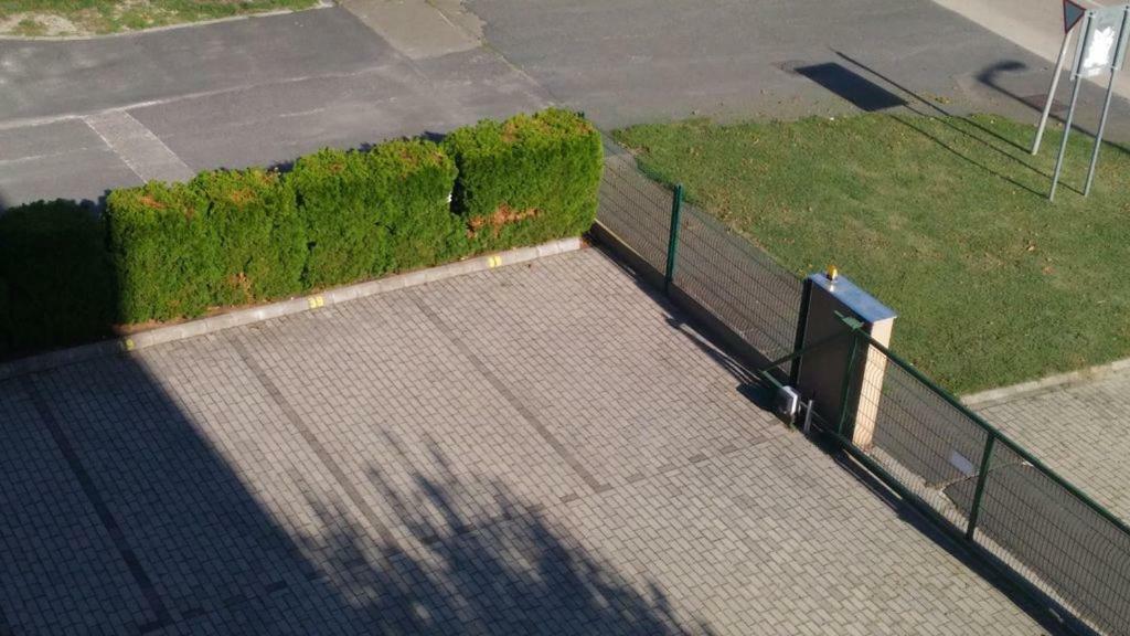 Amanda Apartman Сиофок Екстериор снимка
